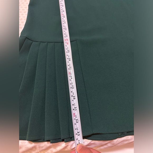 Mini Green dress - Picture 10 of 13